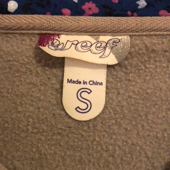 Reef Zip-Up w/ Floral Embroidery - Picture 3 of 7